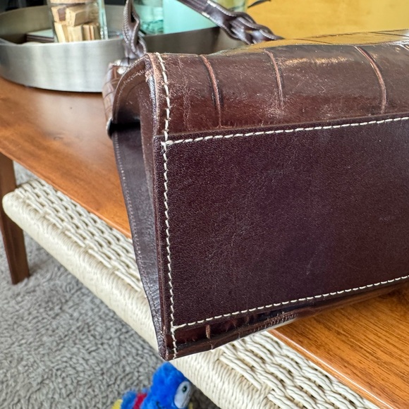 Brighton Brown Leather Croc Bucket Bag - Picture 10 of 16